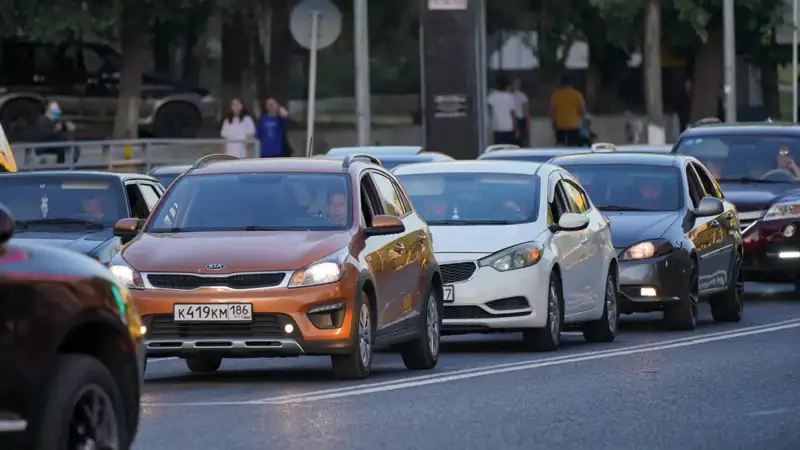 Автомобиль