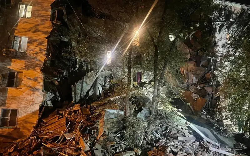 обрушение дома в Астрахани