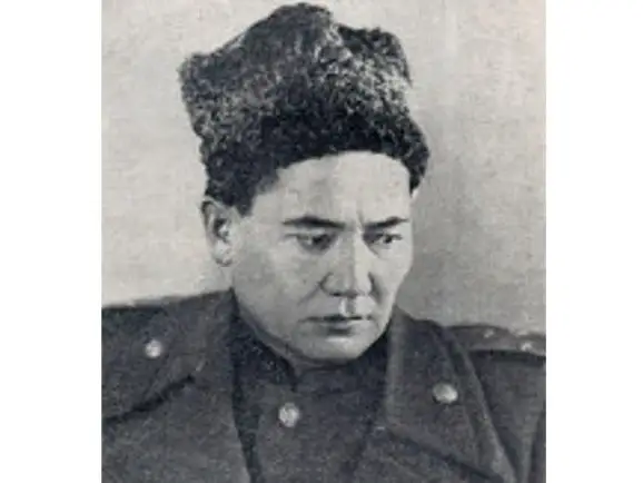 Бауыржан Момышұлы