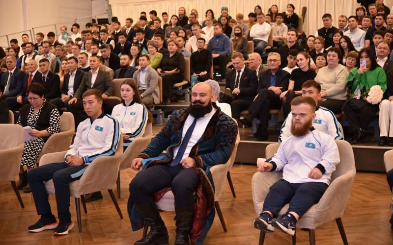 Чемпионов Азиады наградили в Акмолинской области чемпионы