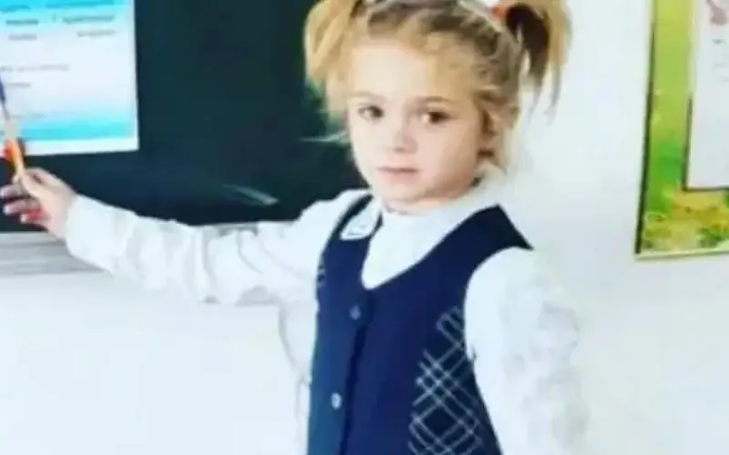 7 jasar qyz