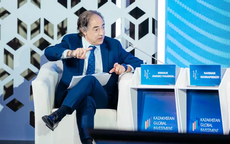 Директор «Филип Моррис Казахстан» 