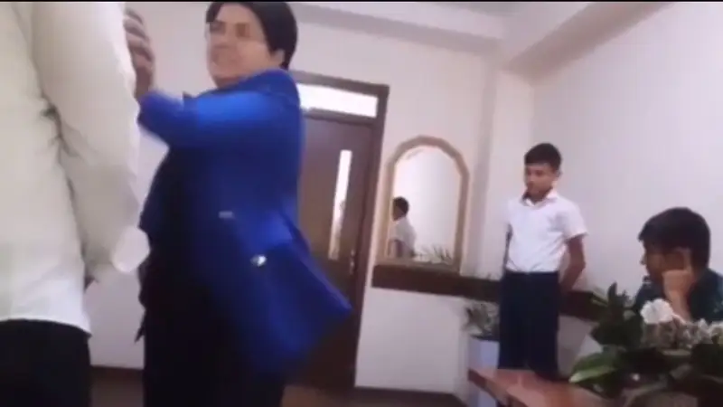 Мактаб директори