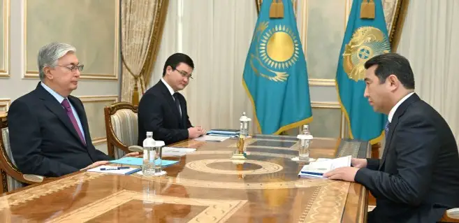 Глава государства принял министра сельского хозяйства РК