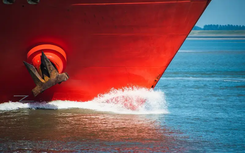 Бортида 12 киши бўлган Туркиянинг юк кемаси Қора денгизда чўкиб кетди