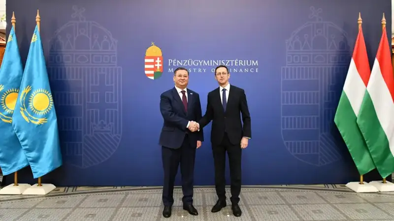 Deputy Prime Minister – Minister of Foreign Affairs of the Republic of Kazakhstan Murat Nurtleu and Hungary's Finance Minister Mihály Varga