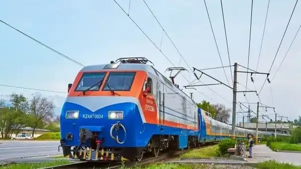 More than half of locomotives are worn out in Kazakhstan