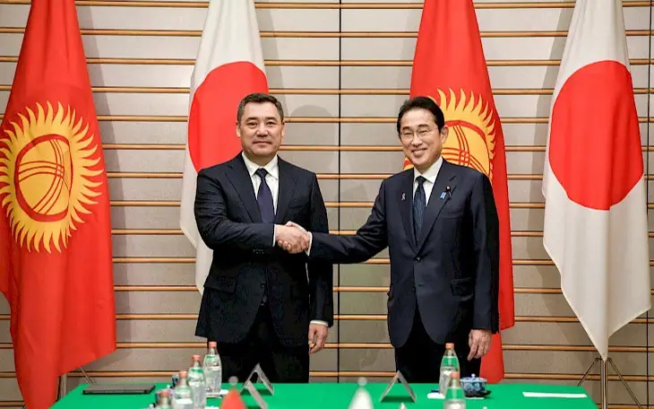 Kyrgyz President, Japan's PM