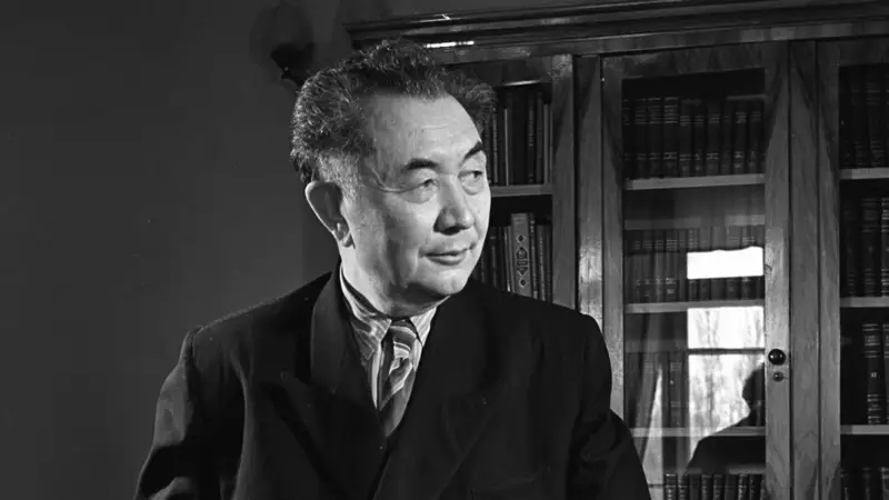 اتىلماي قالعان جالعىز عالىمنىڭ كىم ەكەنىن بىلەسىز بە؟