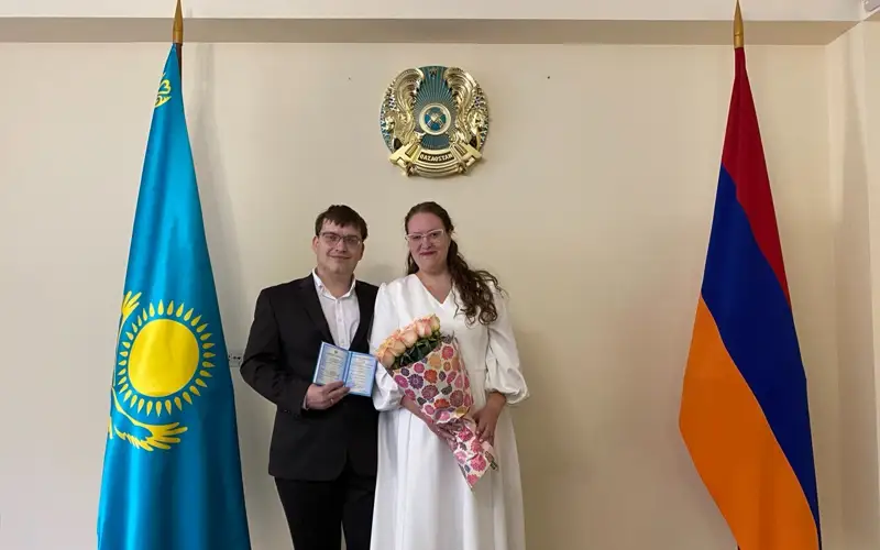 Бракосочетание в посольстве РК в Ереване