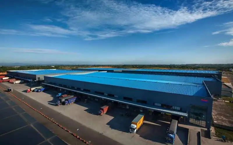 Хитой Ўзбекистоннинг учта вилоятида логистика маркази очади