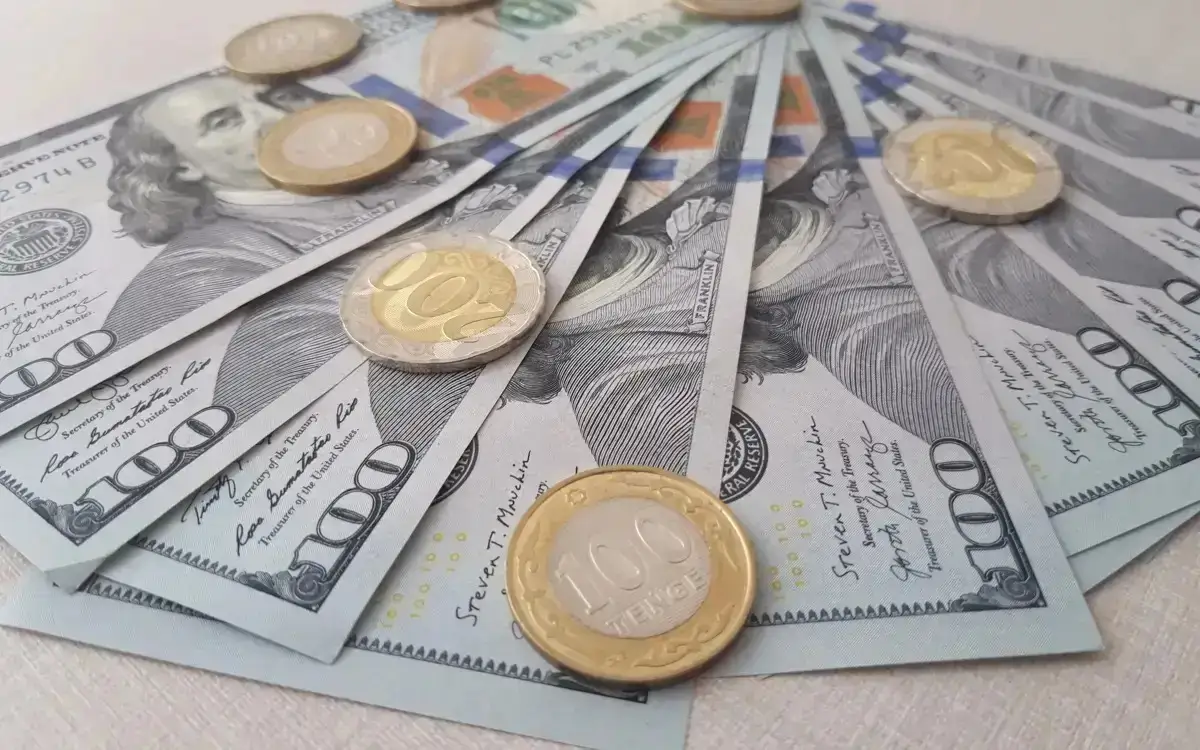 12月8日美元、卢布和人民币兑坚戈汇率情况