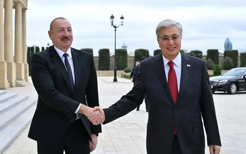 Kazakh, Azerbaijani presidents meet in Baku