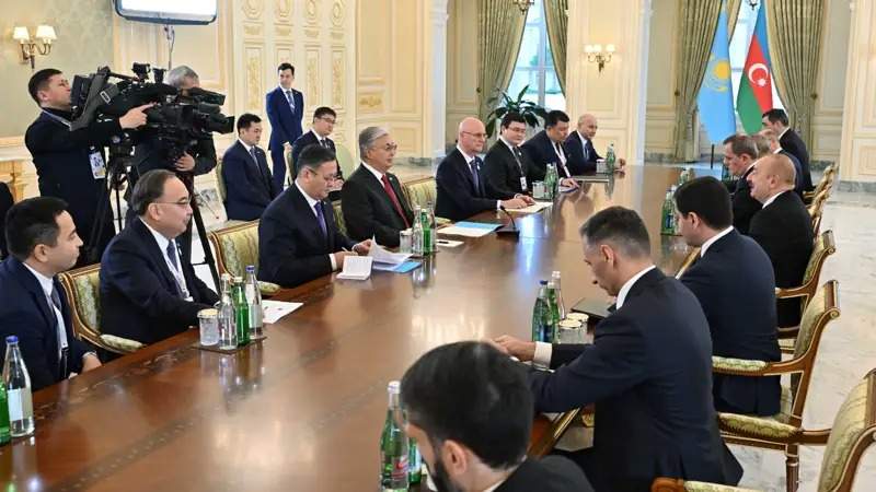 Қозоғистон ва Озарбайжон президентлари Бокуда музокара ўтказди Тоқаев