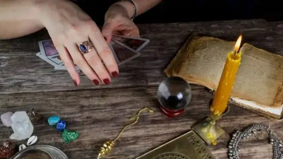 экстрасенс