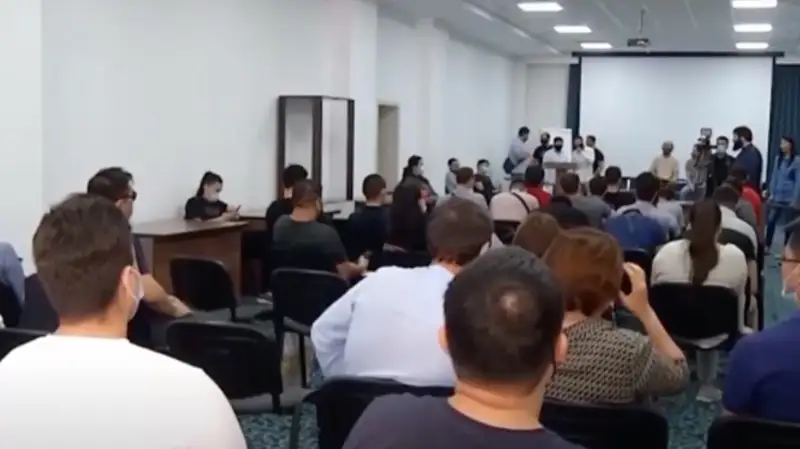 Казахстанцы запустили петицию против инфоцыган