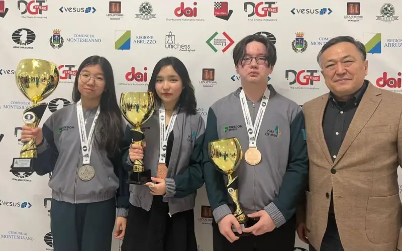 юные шахматисты в Италии