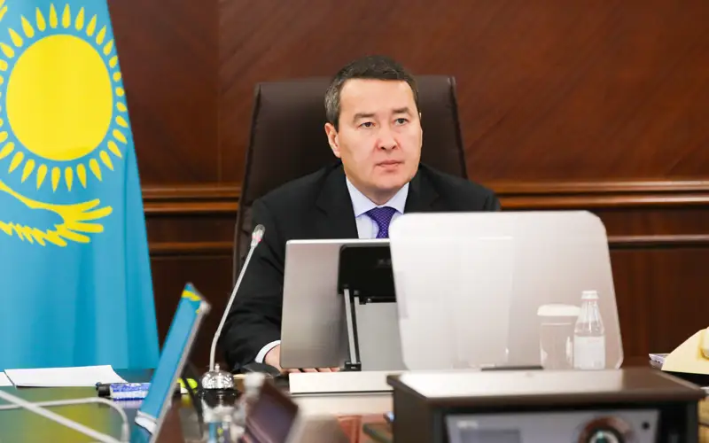 álıhan smaıylov