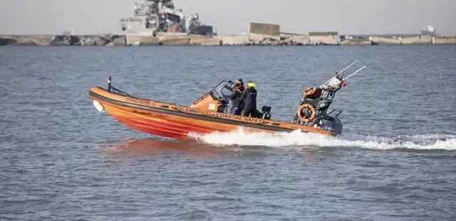 В Турции продолжаются поиски членов экипажа затонувшего судна