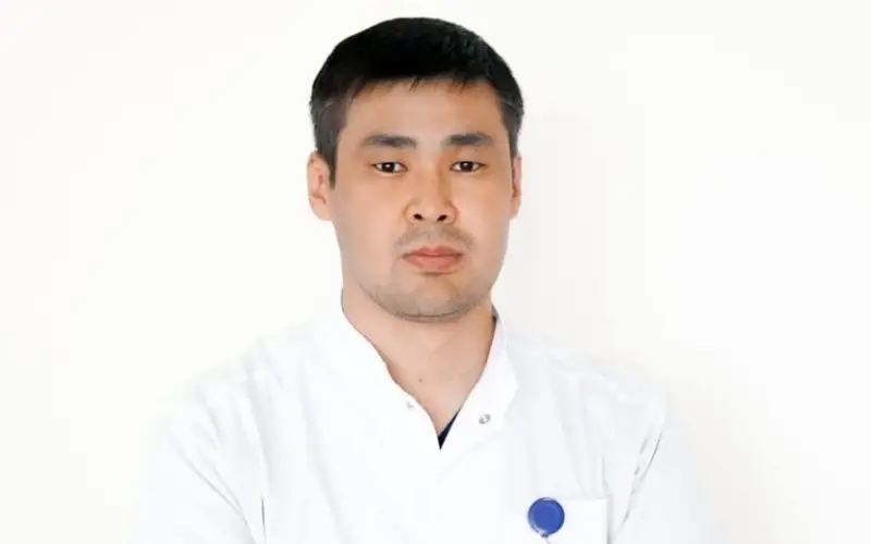 Ота жасаған адамның сауығып кеткенін көрген сәтті сөзбен айтып жеткізу мүмкін емес – кардиохирург