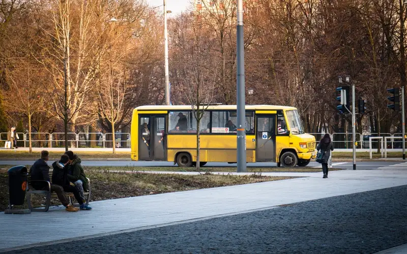 avtobýs