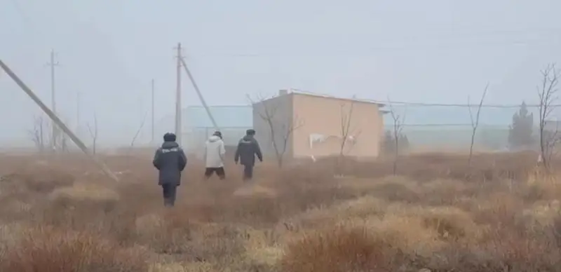 канализационный люк 