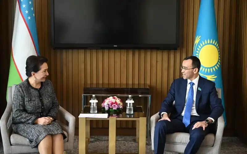 ҚР Сенати спикери Ўзбекистон Олий Мажлиси Сенати раиси билан учрашди