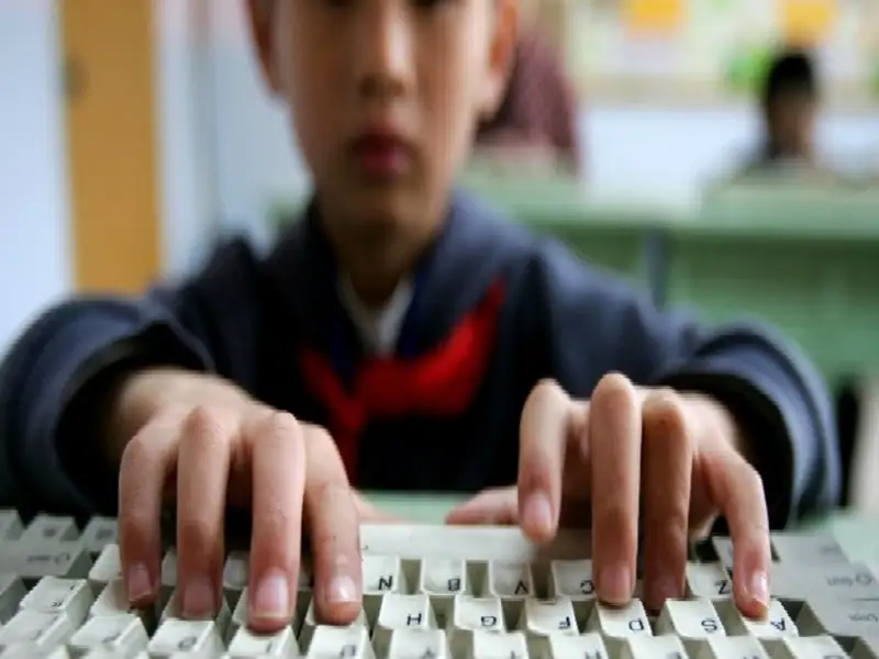 учащиеся в ЗКО посещали запрещенные сайты