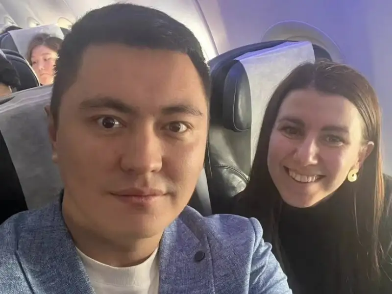 ۋكراين قىزىنىڭ ۇشاقتا ايتقان اڭگىمەسى 