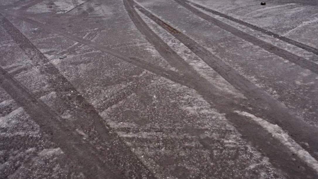 Екі облыста көктайғаққа байланысты жолдар жабылды