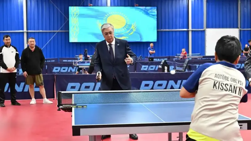 Давлат раҳбари Ақтўбе шаҳридаги стол тенниси марказига ташриф буюрди