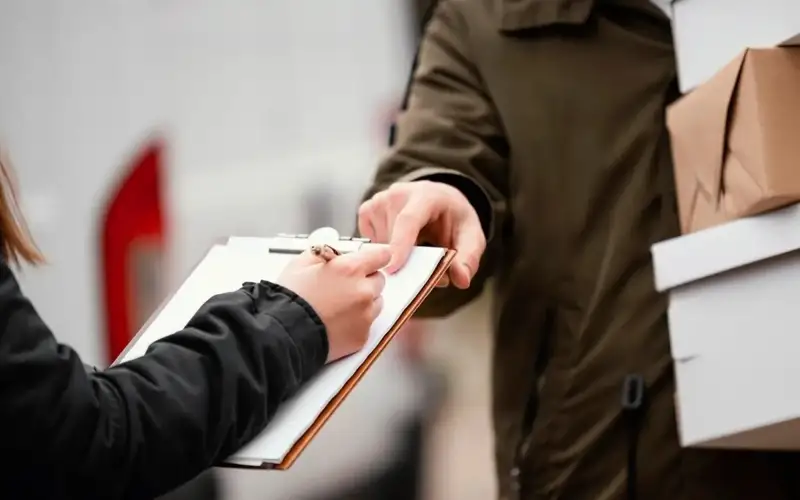 Янги шартнома қочқинлар муаммосини ҳал қиладими