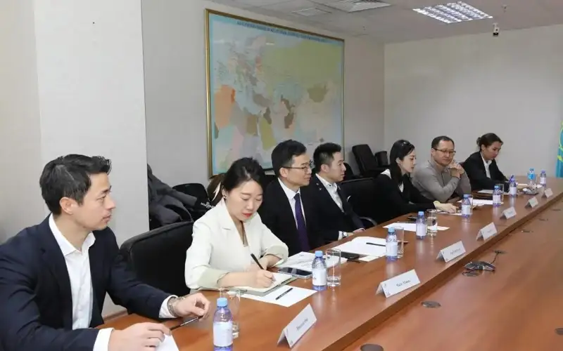 vice minister of transport Lastayev met with the representatives of large Chinese companies