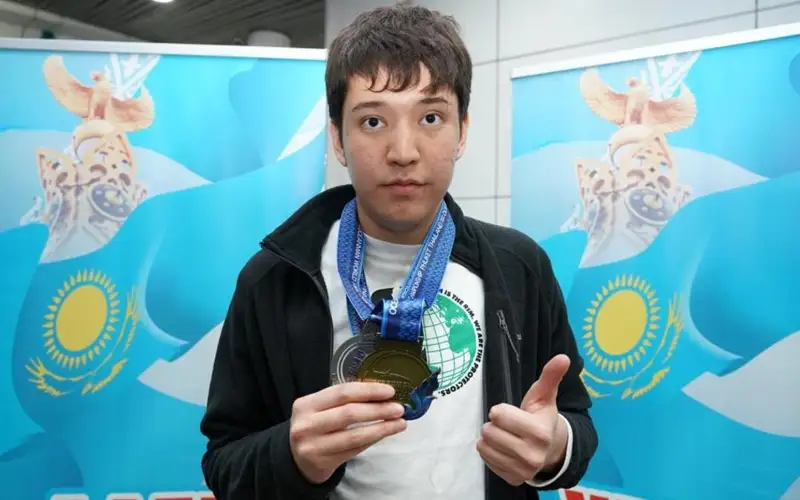 Очиқ сувда сузиш бўйича қозоғистонлик спортчи мамлакат тарихидаги илк чемпион бўлди