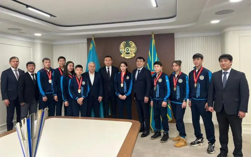 құрмет көрсетілді