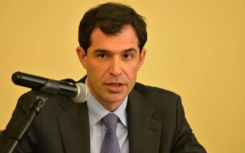 андрей лаврентьев