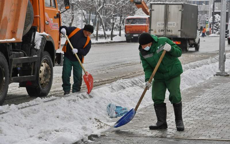 уборка снега в Алматы уборка снега в Алматы