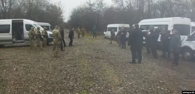 Азербайджан и Армения обменялись пленными