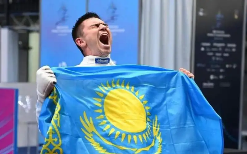 Казахстан вошел в десятку сильнейших на этапе Кубка мира по фехтованию