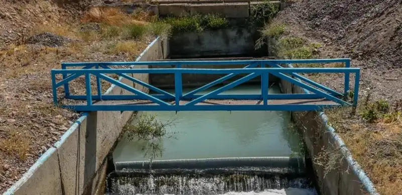 оросительный канал