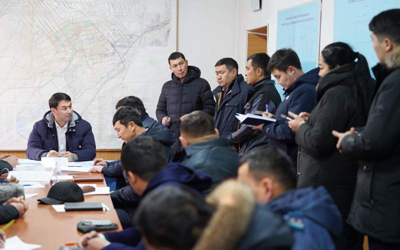 Срочно восстановить пострадавшие от ветра объекты поручил аким Туркестанской области Срочно восстановить пострадавшие от ветра объекты поручил аким Туркестанской области