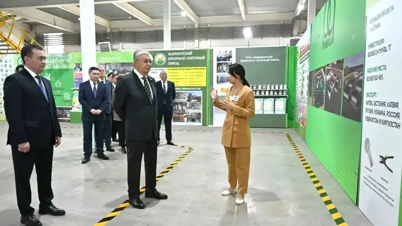 ҚР Президенти пластмасса буюмлар ишлаб чиқарадиган корхонага ташриф буюрди
