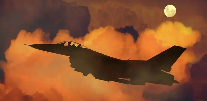 қирувчи самолёт