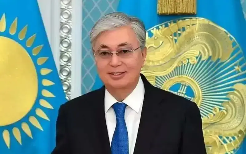 Memleket basshysy Qazaqstan halqyn Táýelsizdik kúnimen quttyqtady