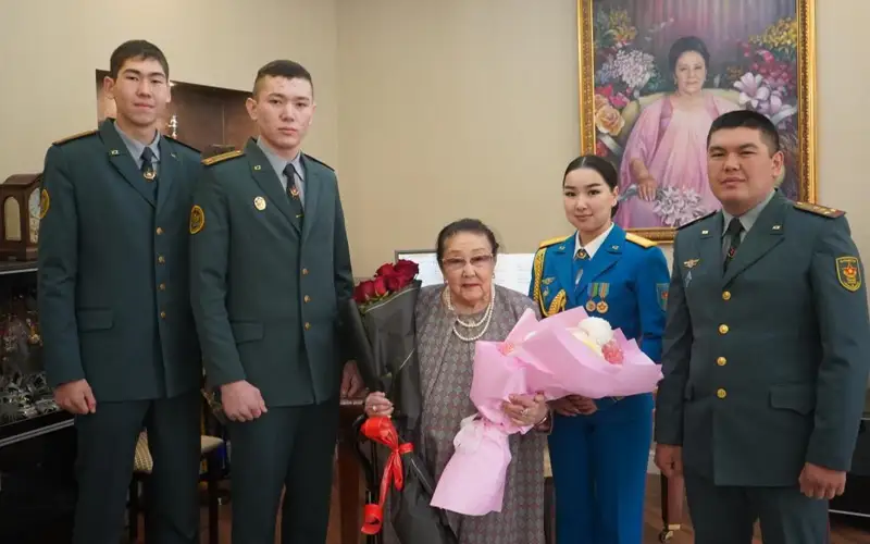 Бибігүл Төлегенова 