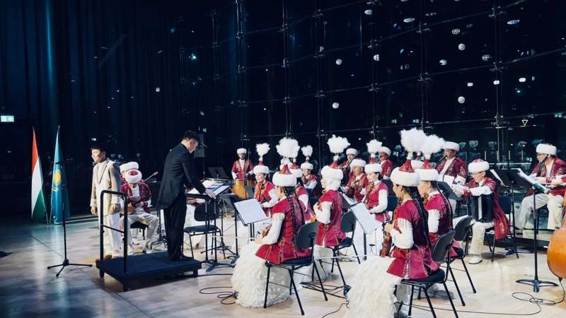 Melodies of Endless Steppe - Music of Independent Kazakhstan performed in Hungary 