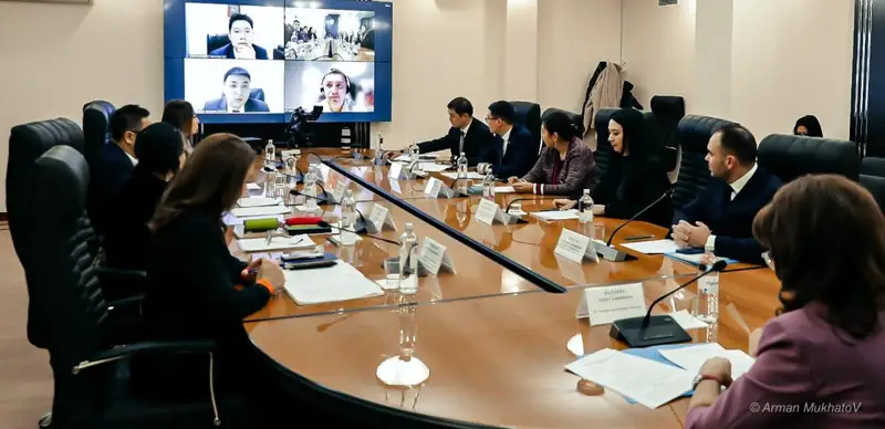 Присуждение грантов  «Тәуелсіздік ұрпақтары»