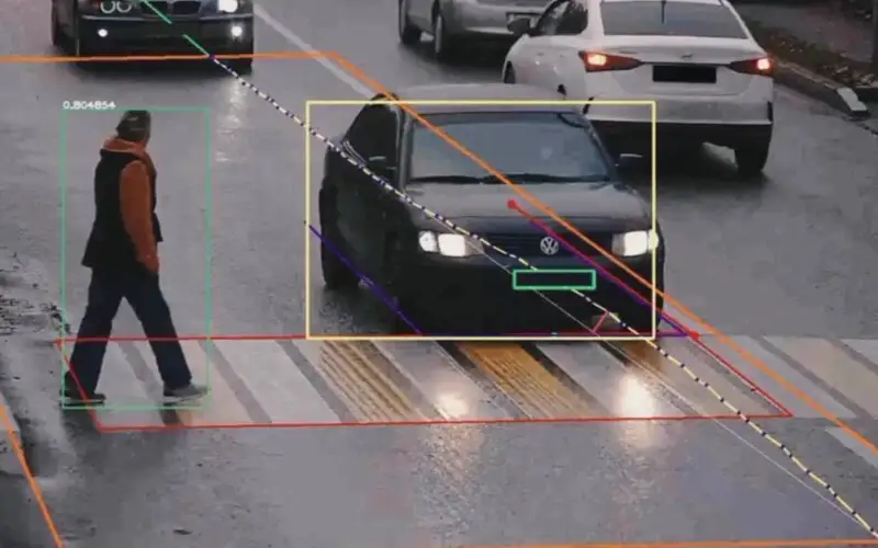 Sergek будет фиксировать не пропускающих пешеходов водителей в Алматы 