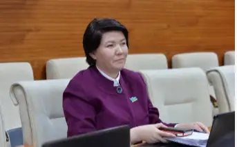 Juldyz Súleımenova 