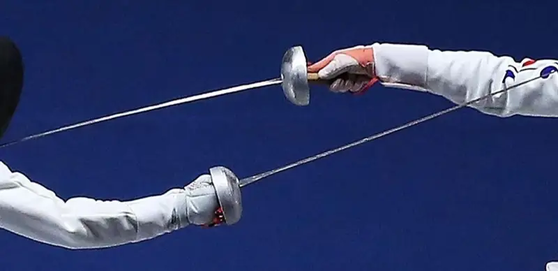 Қозоғистон спортчилари қиличбозлик бўйича Марказий Осиё чемпионатида учта медални қўлга киритди